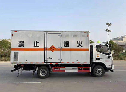 上蔡爆破器材运输车